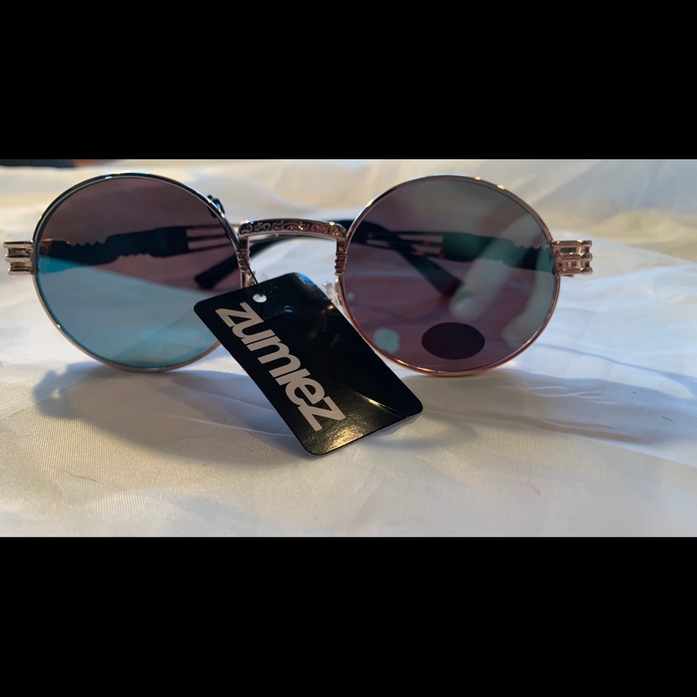 Round Zumiez sunglasses